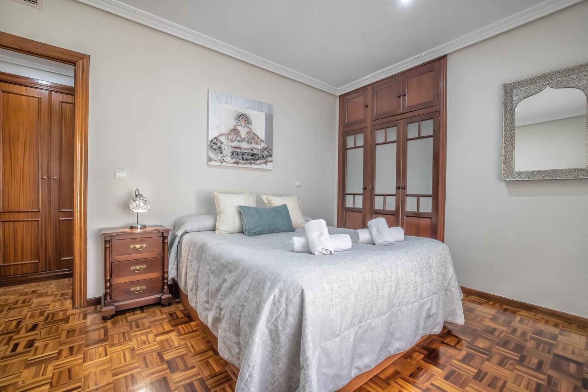 Apartamento Esmeralda & Centro & Parking Kordoba Bagian luar foto