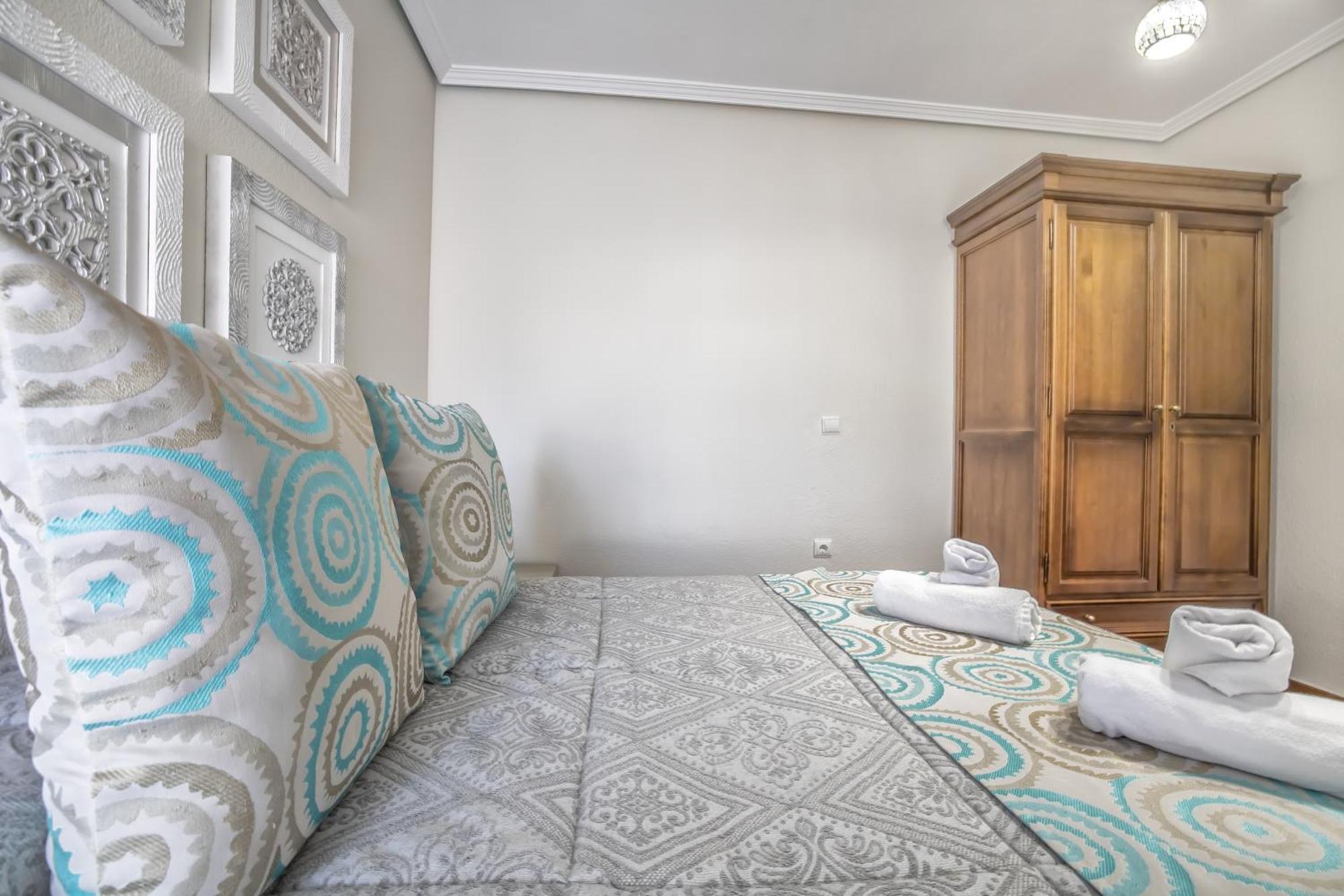 Apartamento Esmeralda & Centro & Parking Kordoba Bagian luar foto